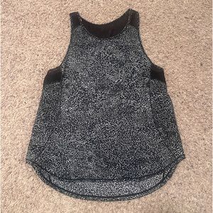 Lululemon tank top